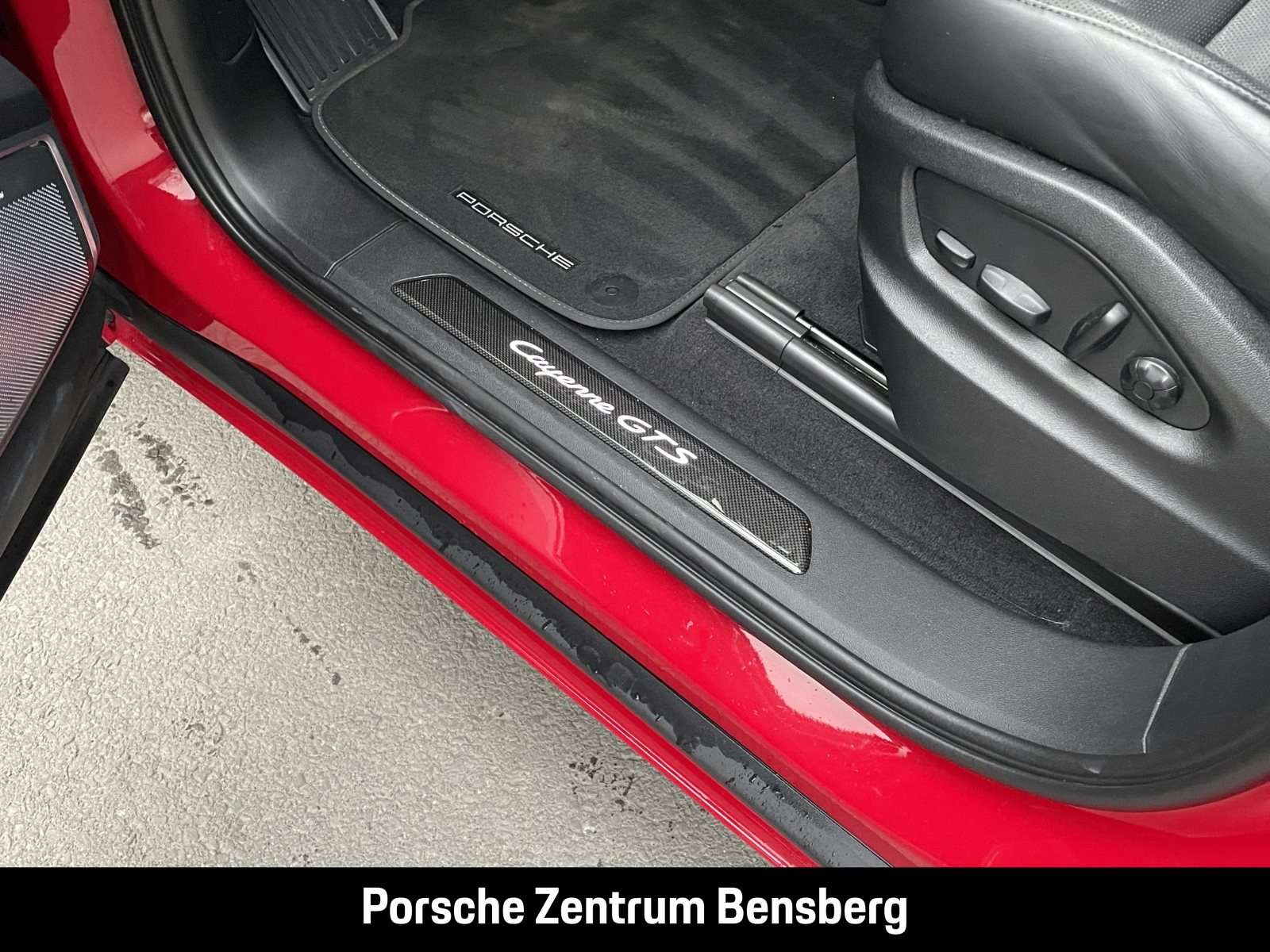Fahrzeugbild eines Porsche Cayenne