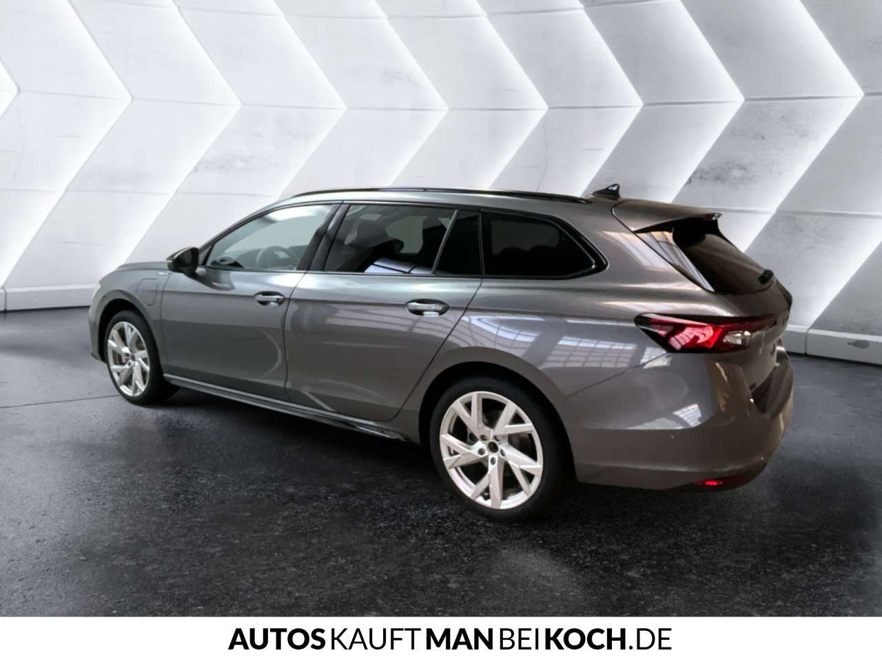 Fahrzeugbild eines Skoda Superb
