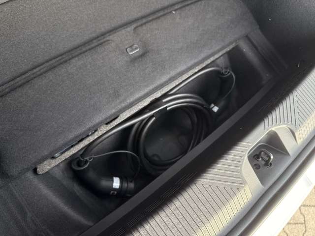 Fahrzeugbild eines Renault 5 E-TECH