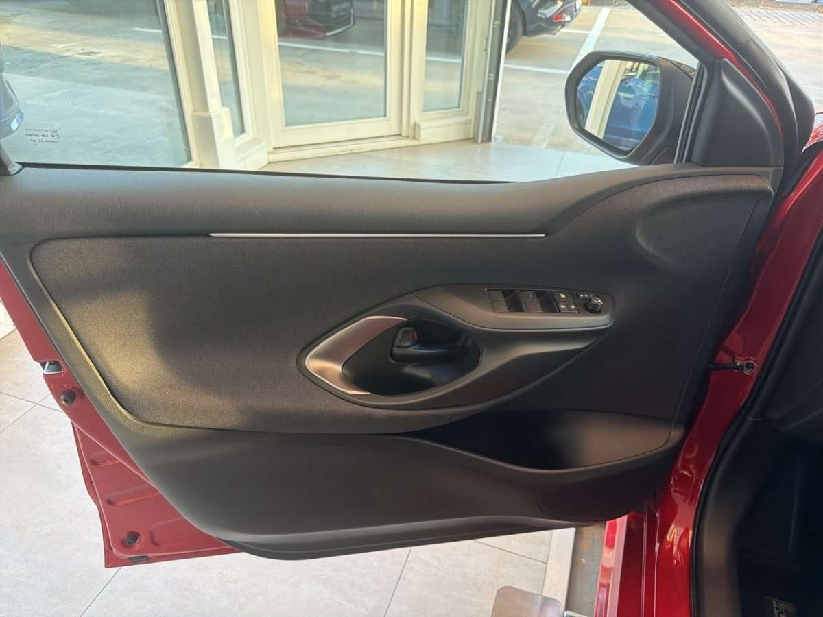 Fahrzeugbild eines Mazda Mazda2 Hybrid