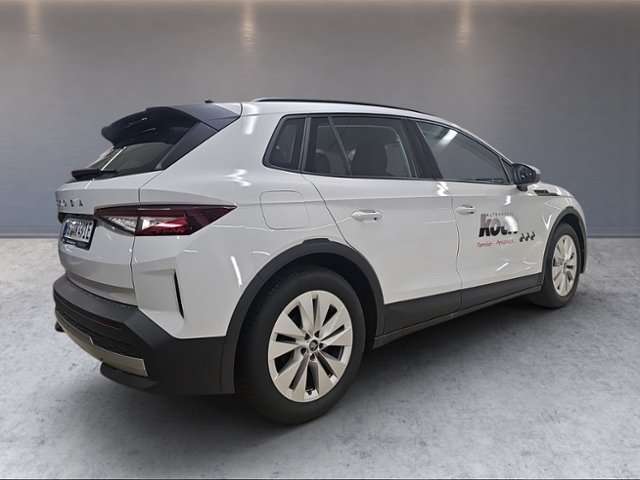 Fahrzeugbild eines Skoda ELROQ