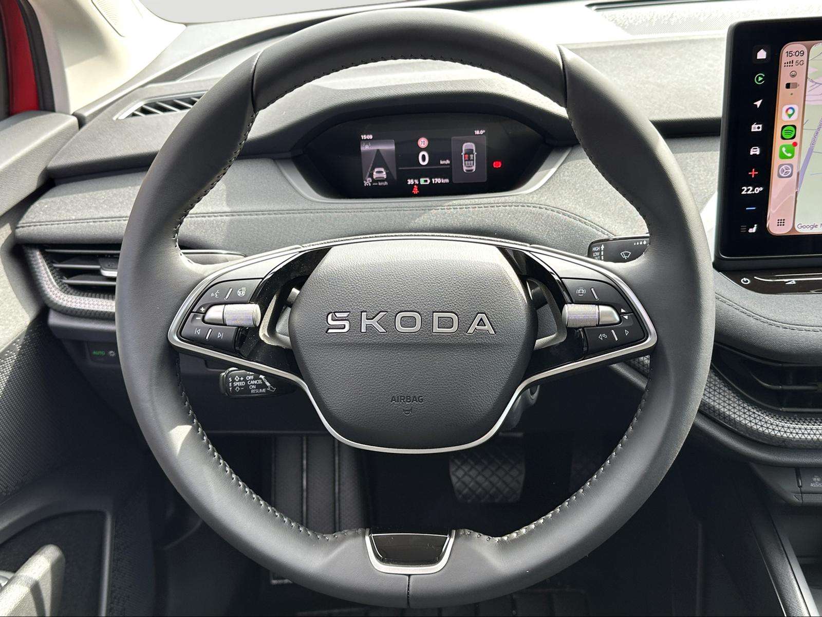 Fahrzeugbild eines Skoda ELROQ