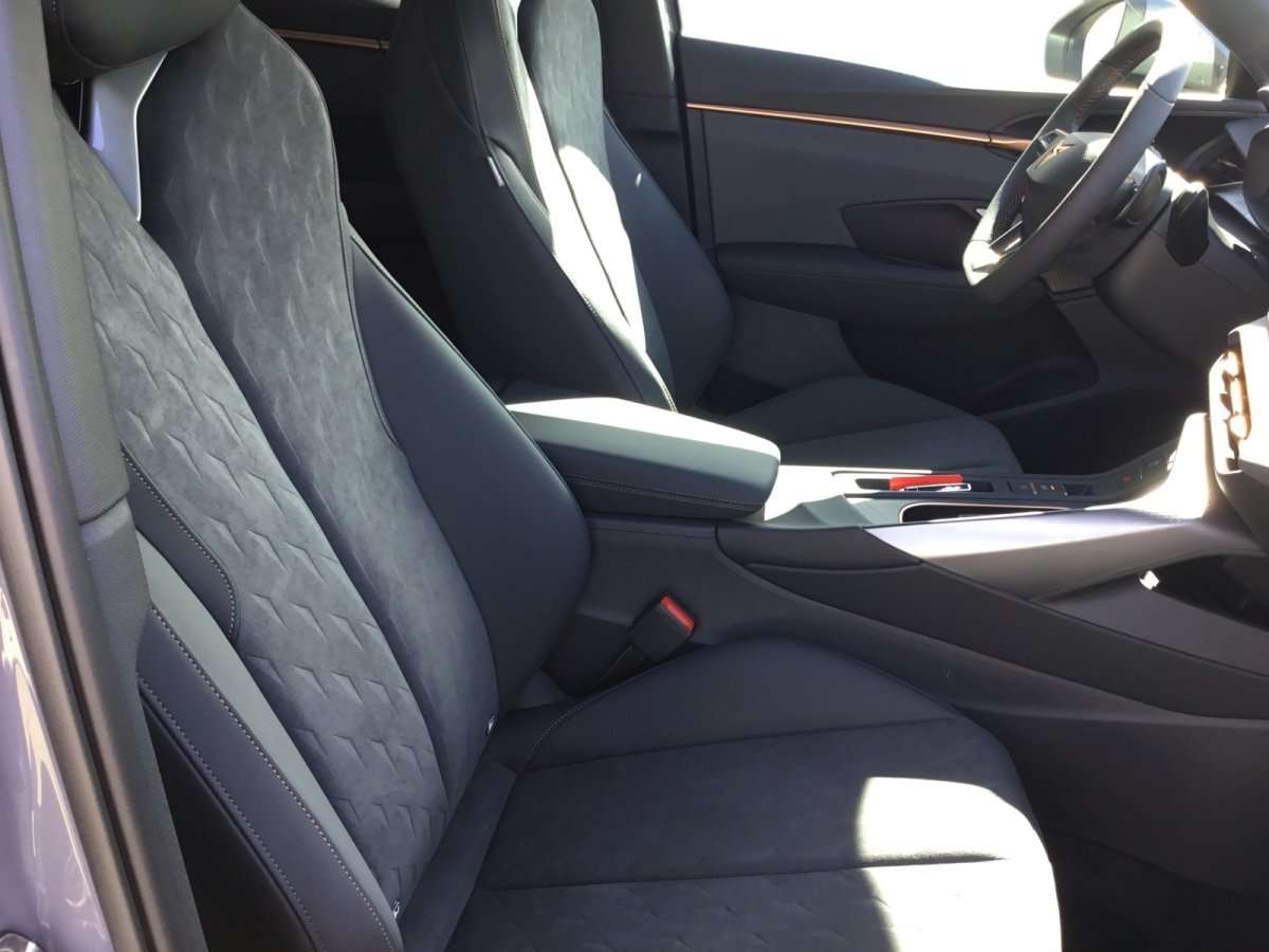 Fahrzeugbild eines CUPRA Terramar