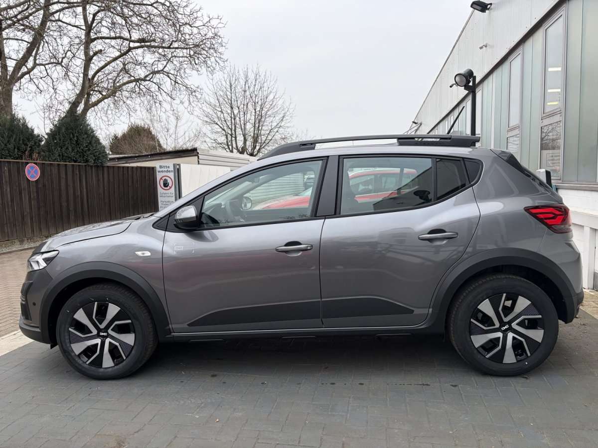 Fahrzeugbild eines Dacia Sandero
