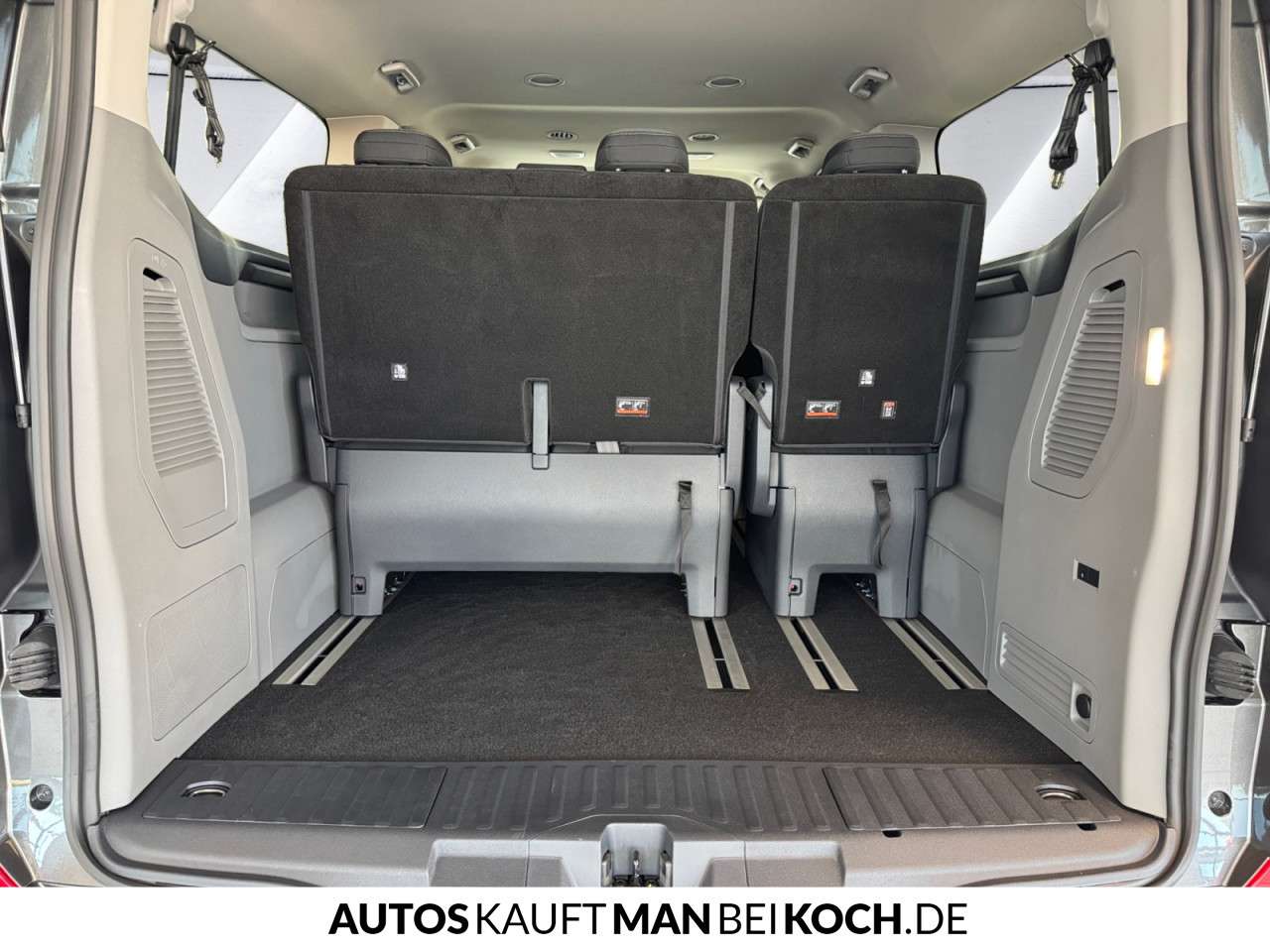 Fahrzeugbild eines Ford Tourneo Custom