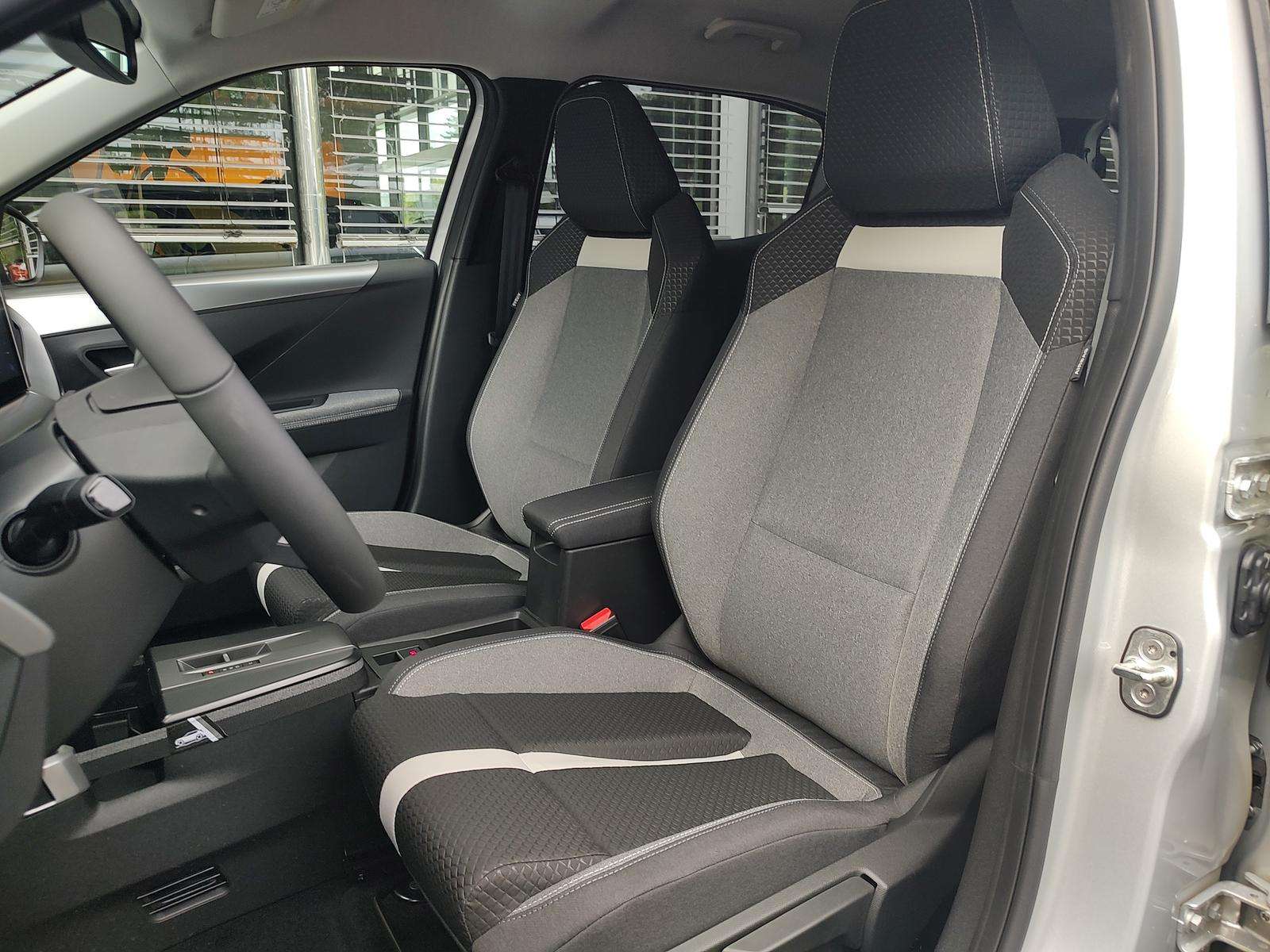 Fahrzeugbild eines Opel Frontera