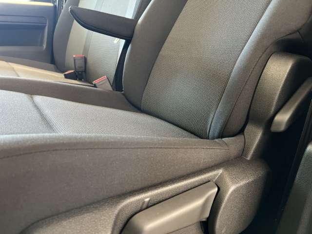 Fahrzeugbild eines Opel Vivaro