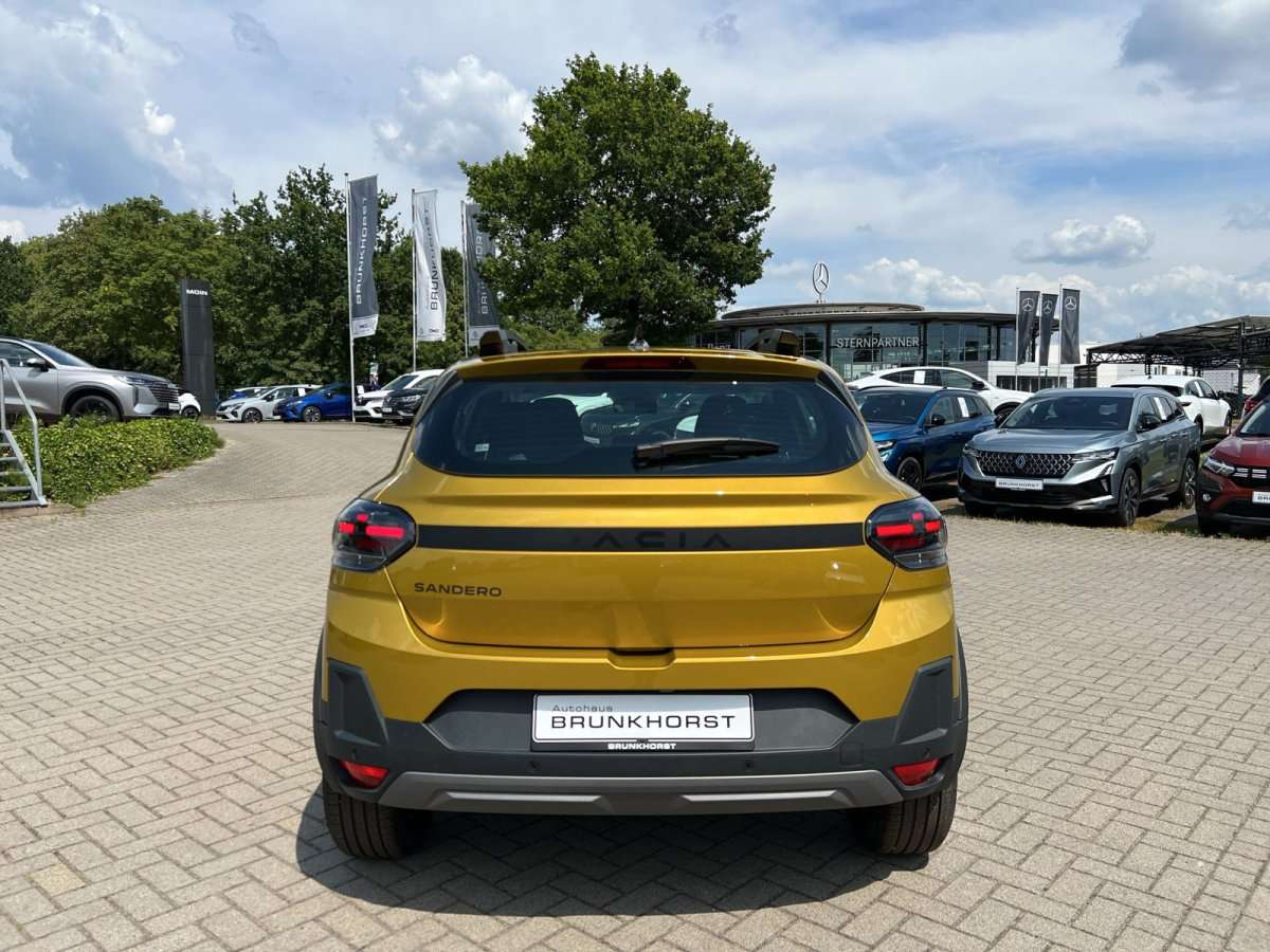 Fahrzeugbild eines Dacia Sandero