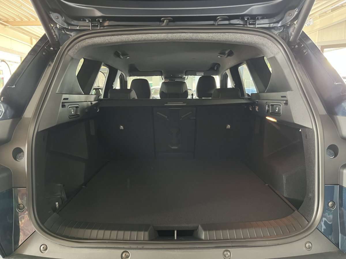 Fahrzeugbild eines Dacia Bigster