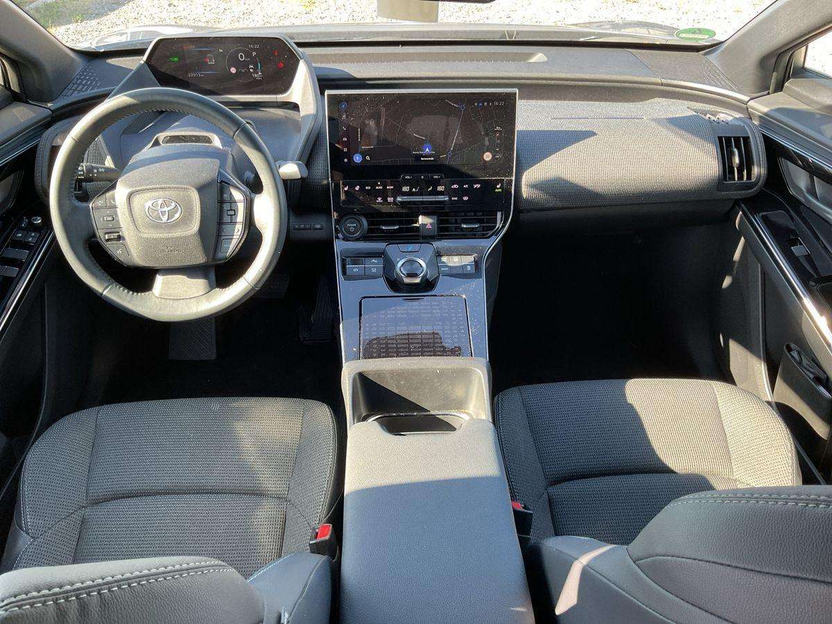 Fahrzeugbild eines Toyota bZ4X