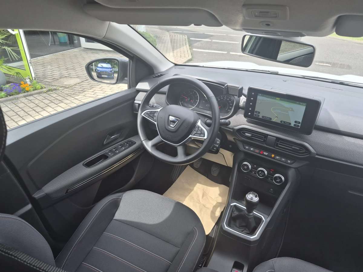 Fahrzeugbild eines Dacia Jogger