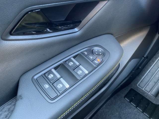 Fahrzeugbild eines Renault Scenic E-TECH