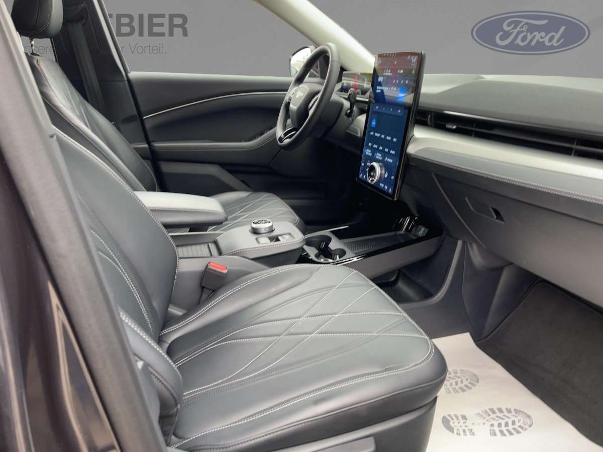 Fahrzeugbild eines Ford Mustang Mach-E