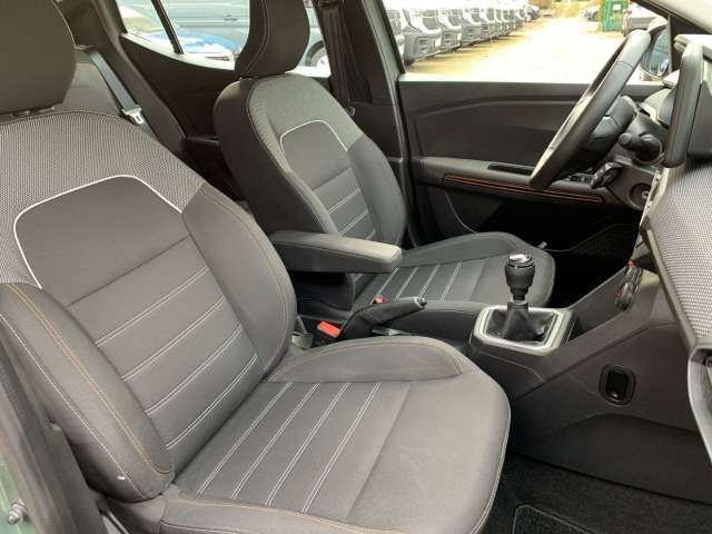 Fahrzeugbild eines Dacia Sandero