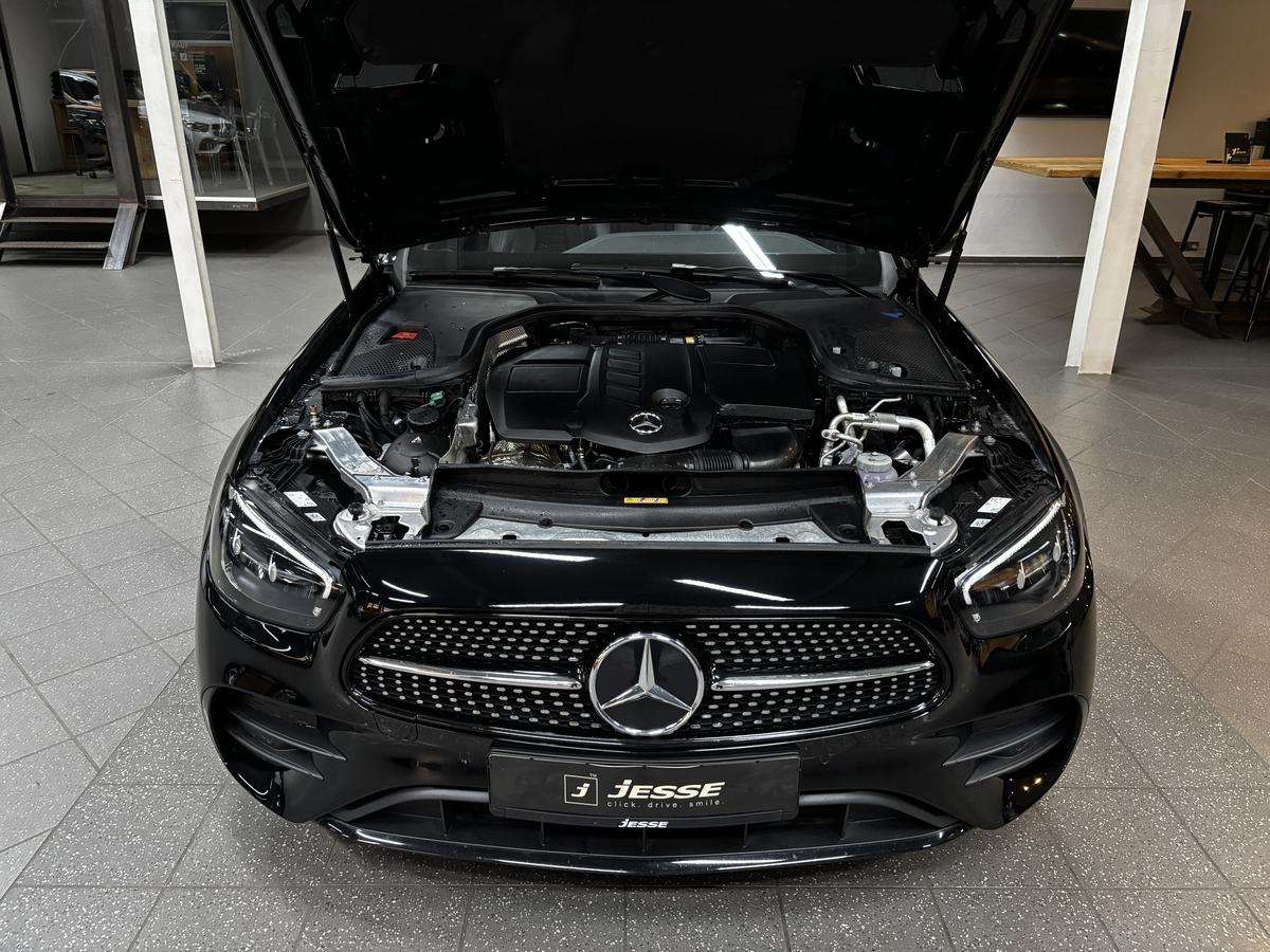 Fahrzeugbild eines Mercedes-Benz E-Klasse