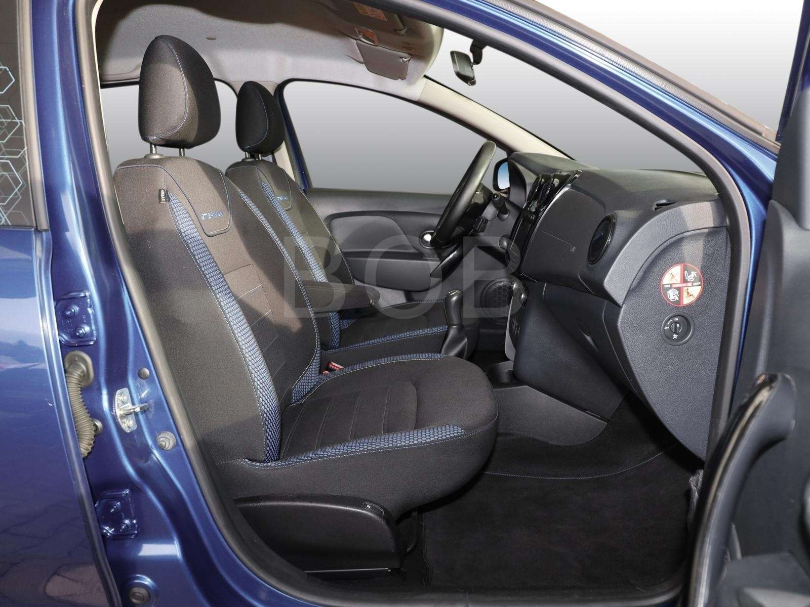 Fahrzeugbild eines Dacia Sandero