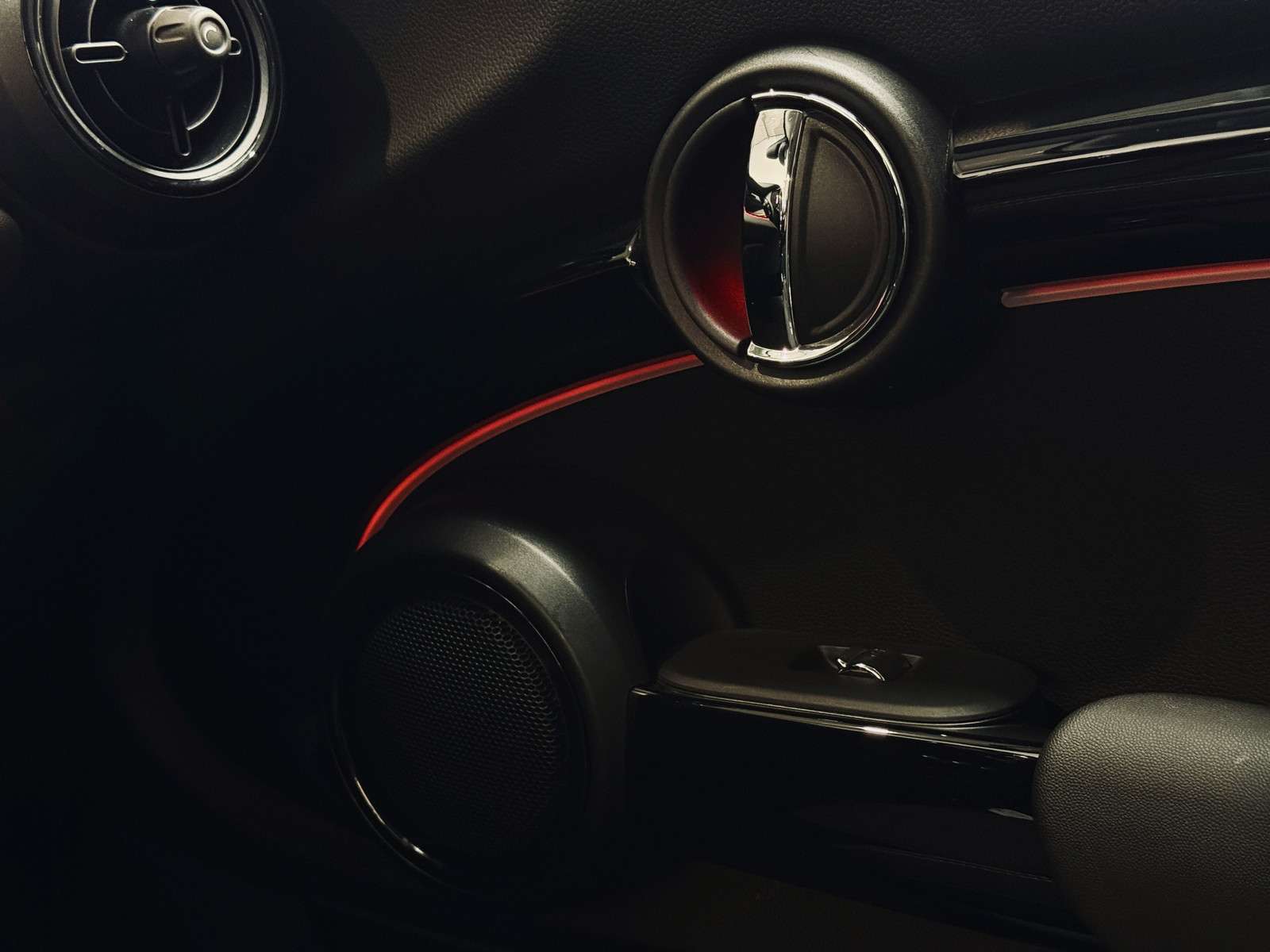 Fahrzeugbild eines MINI COOPER