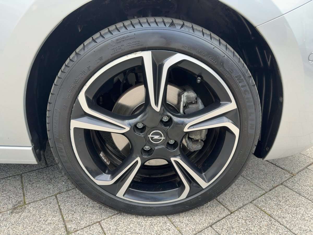 Fahrzeugbild eines Opel Corsa