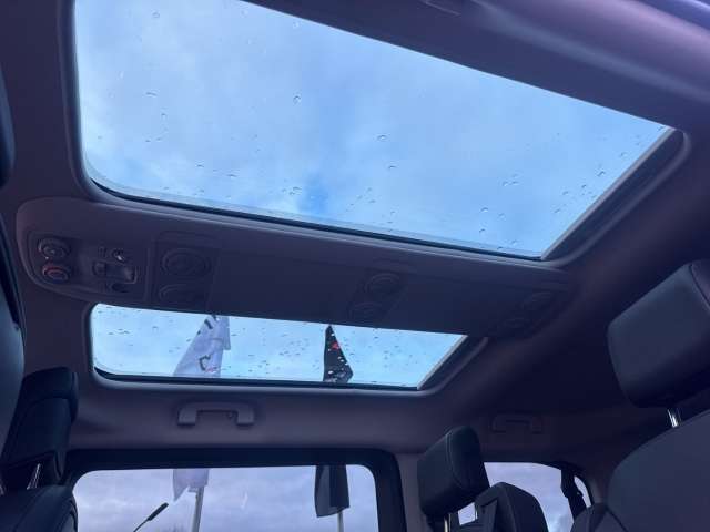 Fahrzeugbild eines Opel Zafira Life