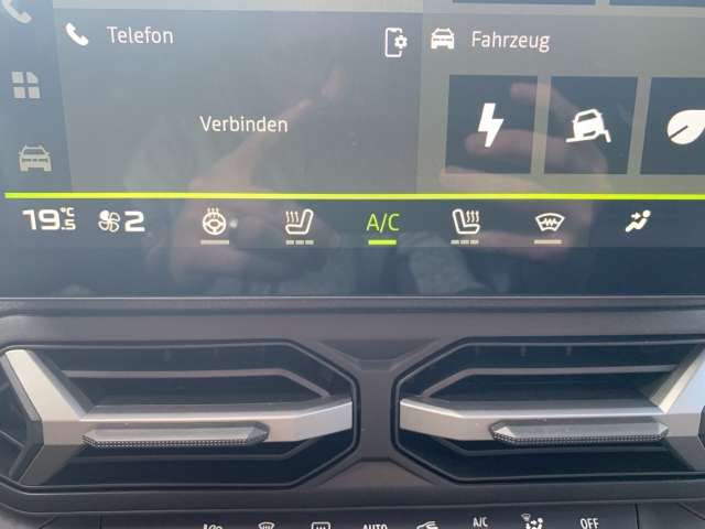 Fahrzeugbild eines Dacia Duster