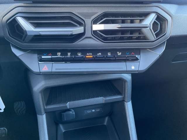 Fahrzeugbild eines Dacia Bigster