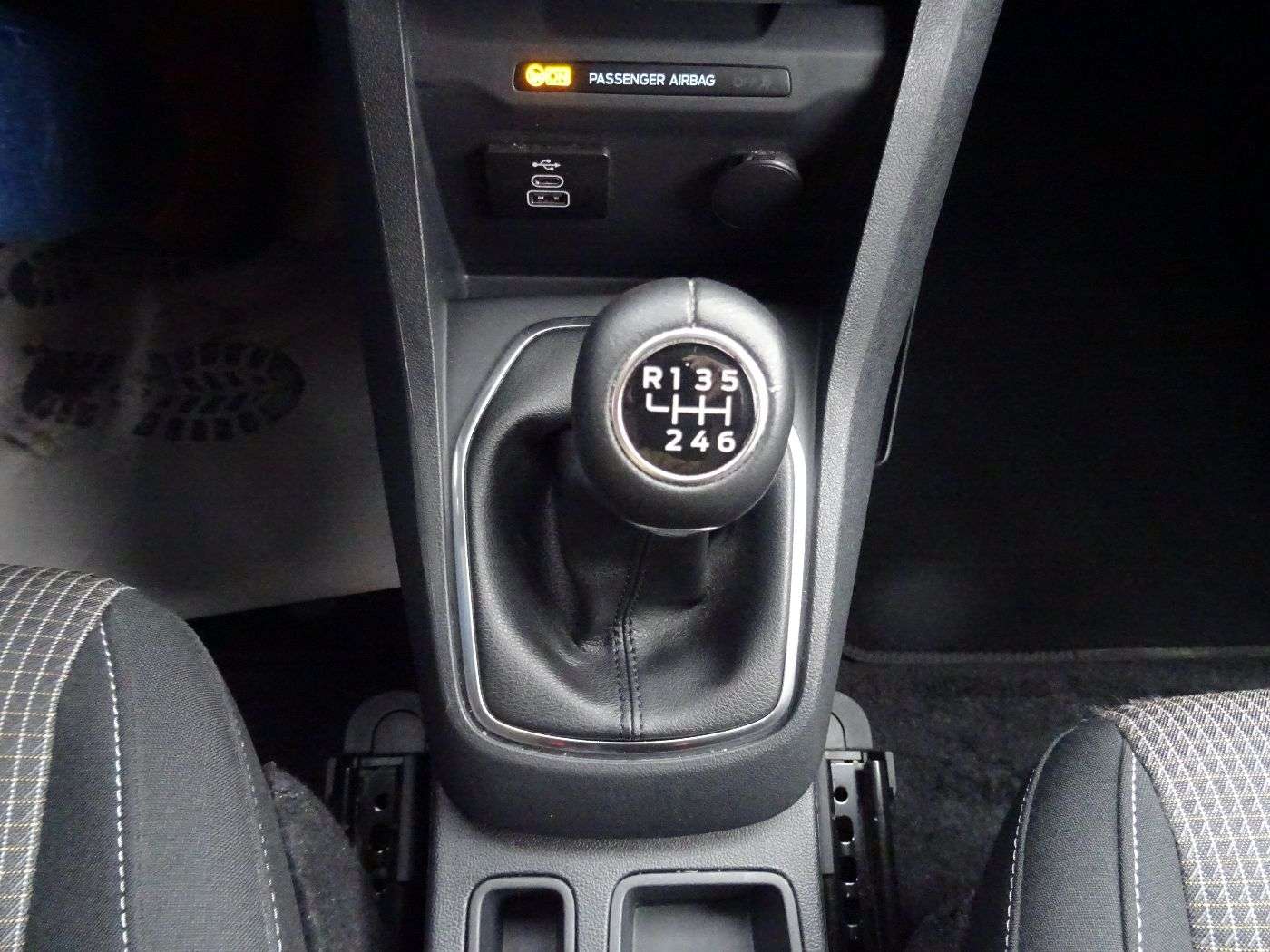Fahrzeugbild eines Ford Tourneo Courier