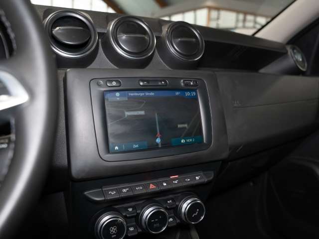 Fahrzeugbild eines Dacia Duster