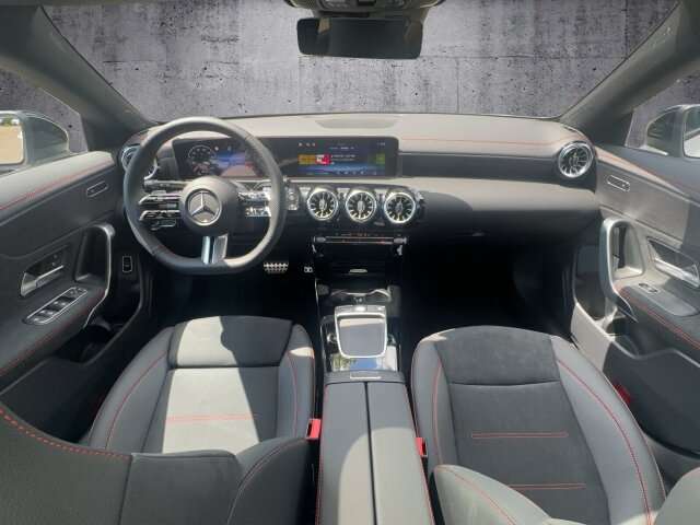 Fahrzeugbild eines Mercedes-Benz CLA