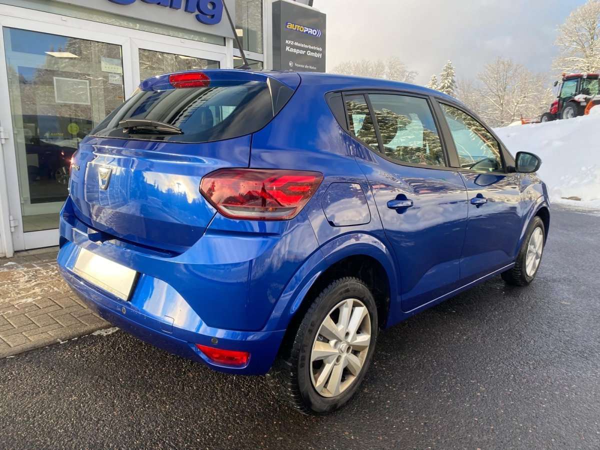 Fahrzeugbild eines Dacia Sandero