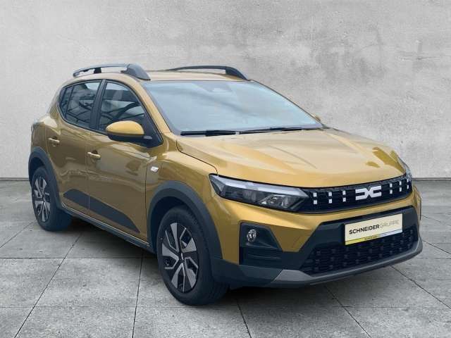 Fahrzeugbild eines Dacia Sandero