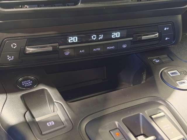 Fahrzeugbild eines Fiat Doblò