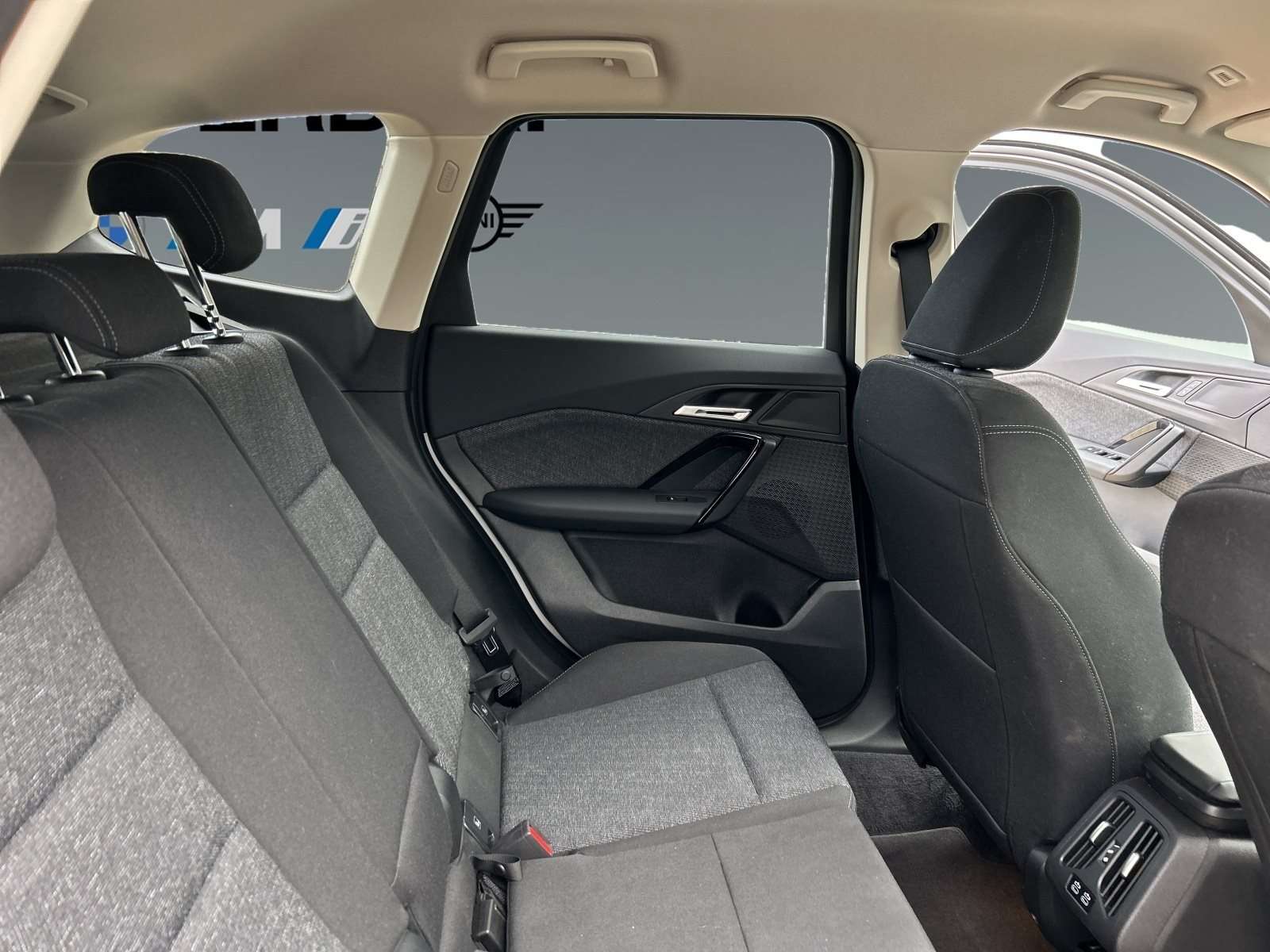 Fahrzeugbild eines BMW X1