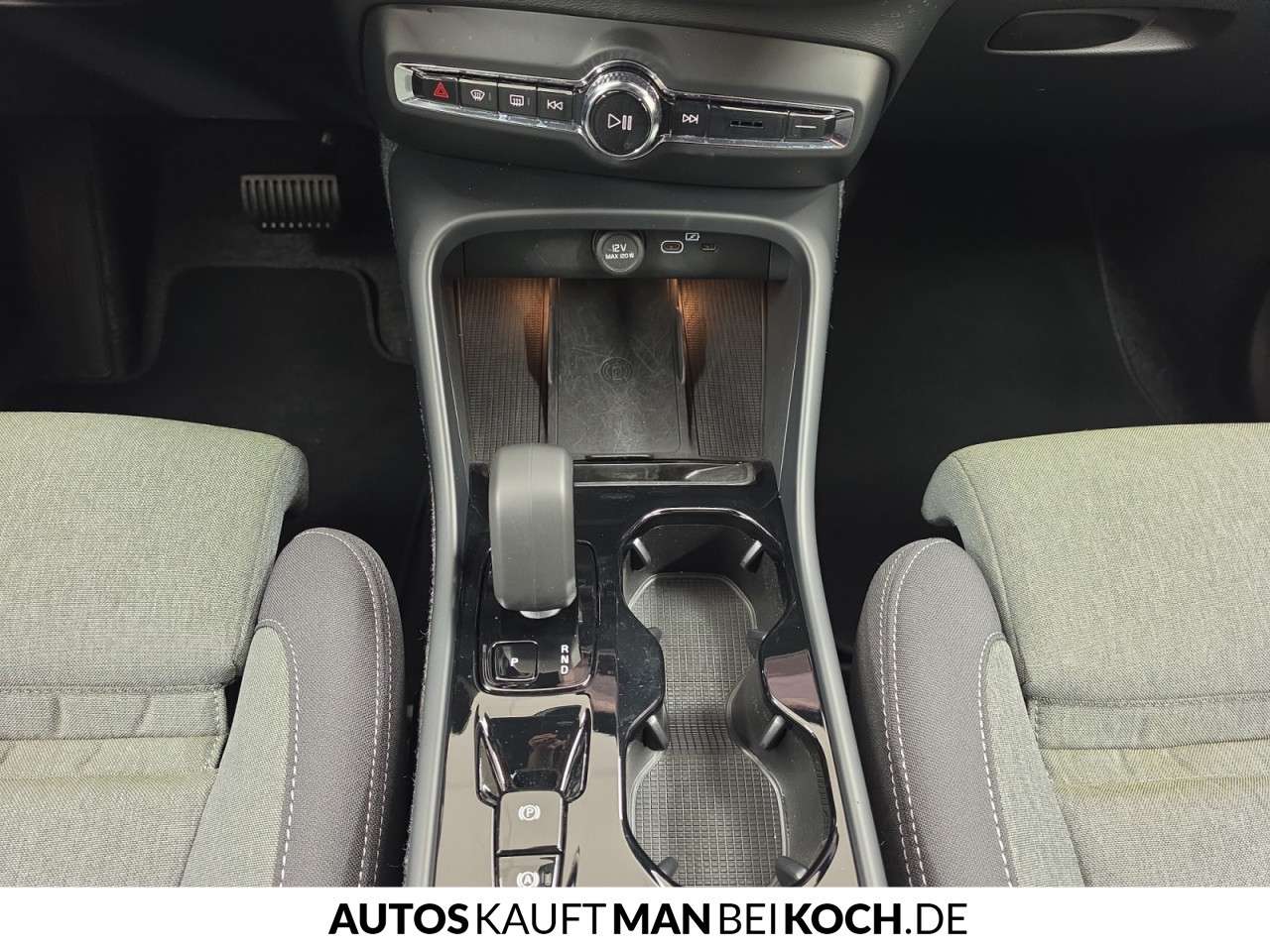 Fahrzeugbild eines Volvo XC40