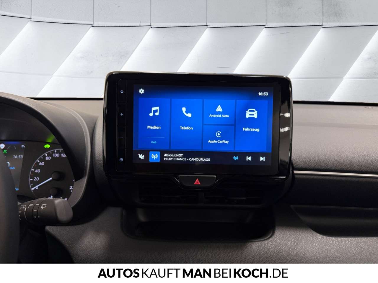 Fahrzeugbild eines Mazda Mazda2 Hybrid