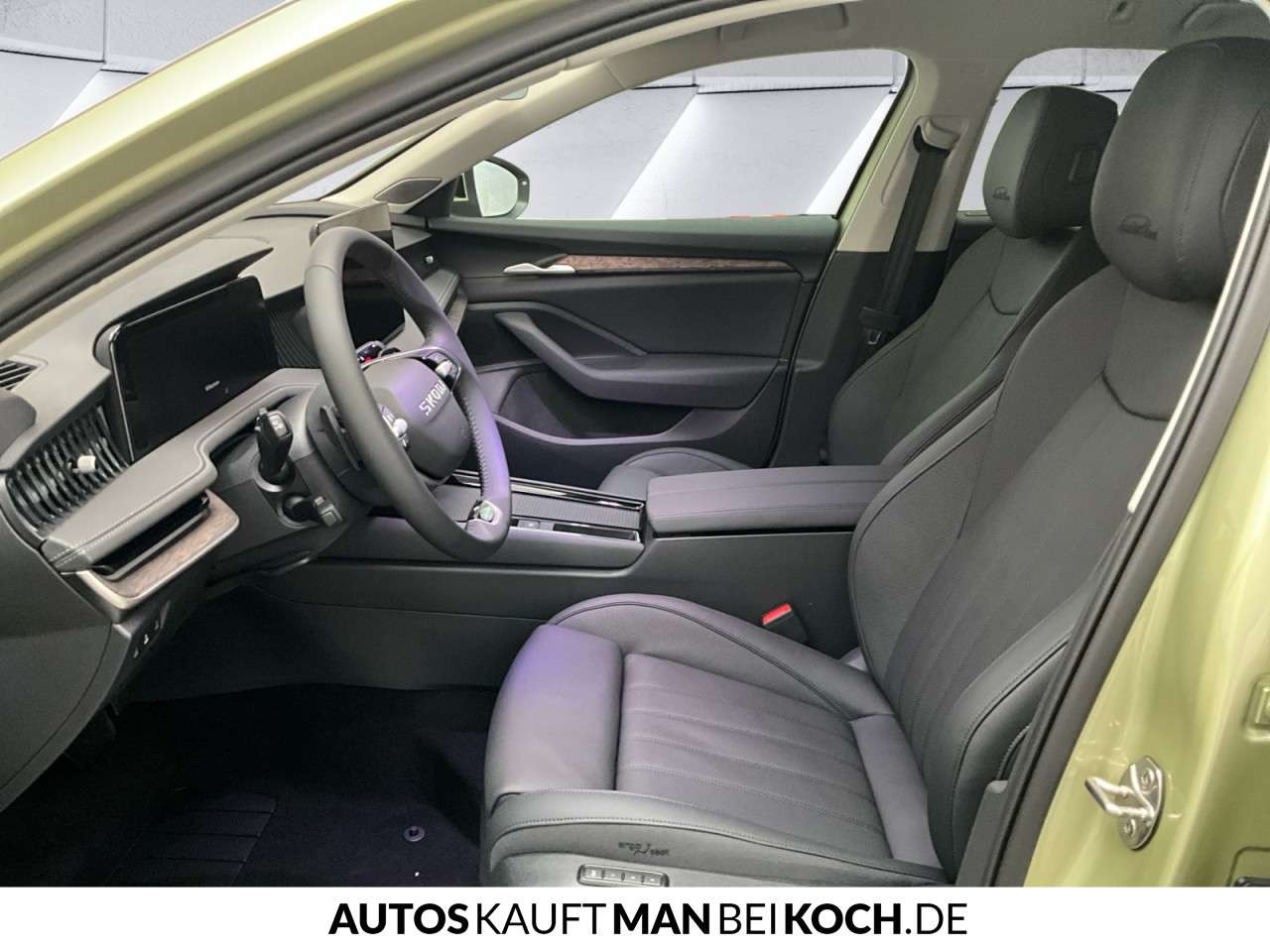 Fahrzeugbild eines Skoda Superb