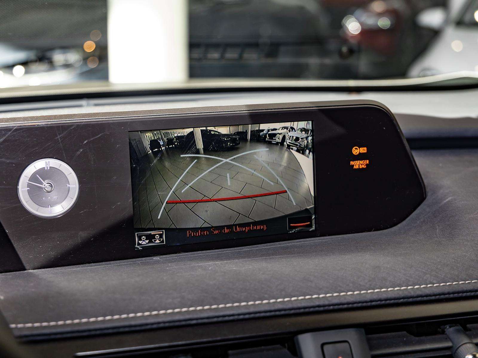 Fahrzeugbild eines Lexus UX