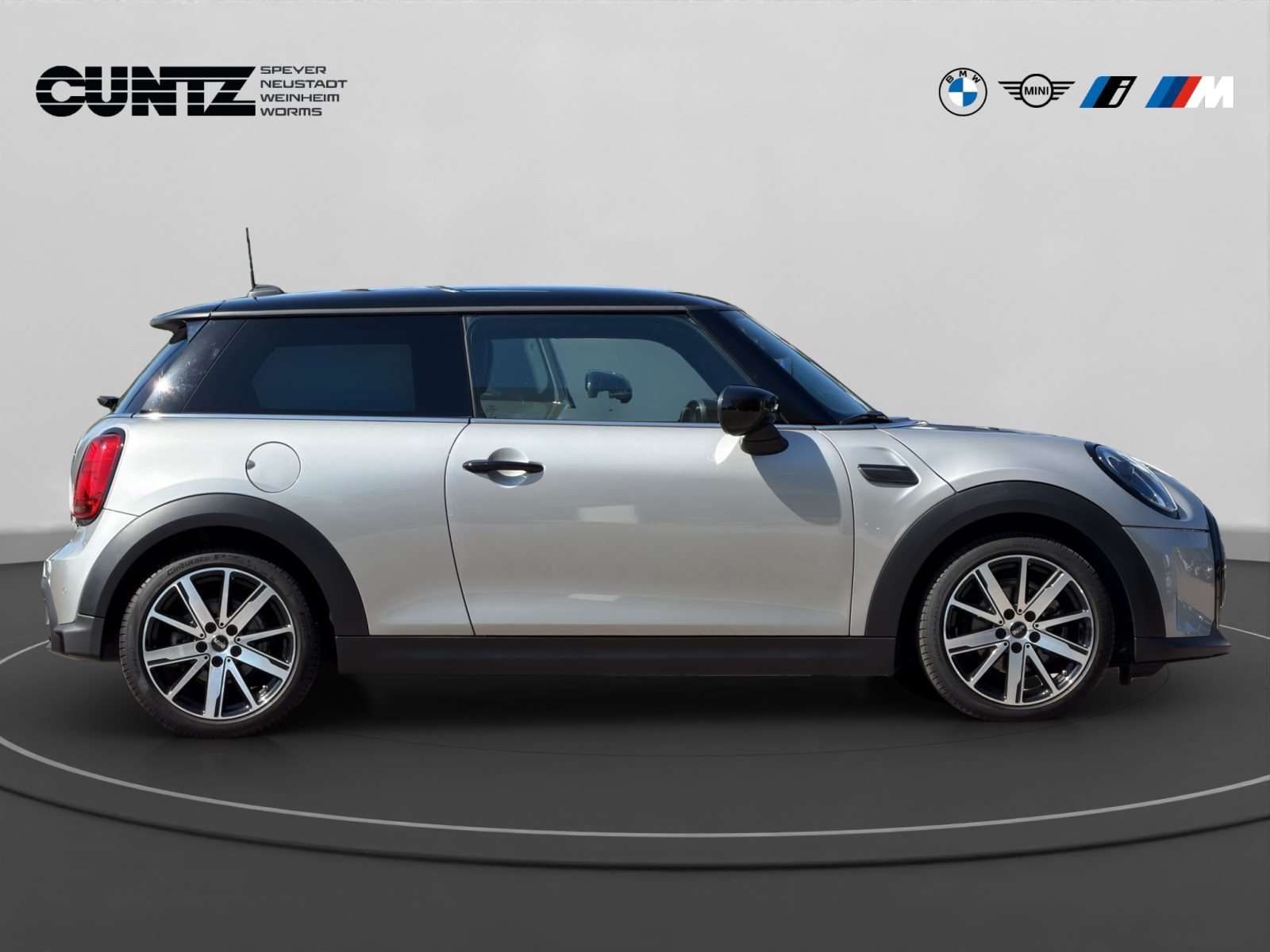 Fahrzeugbild eines MINI COOPER