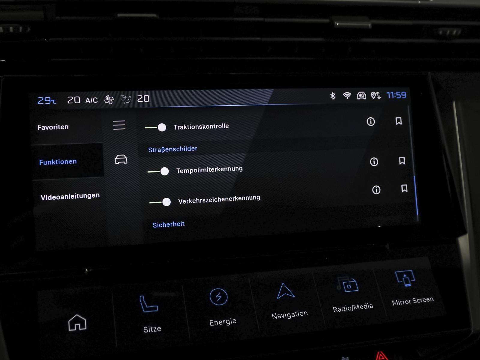 Fahrzeugbild eines Peugeot 308