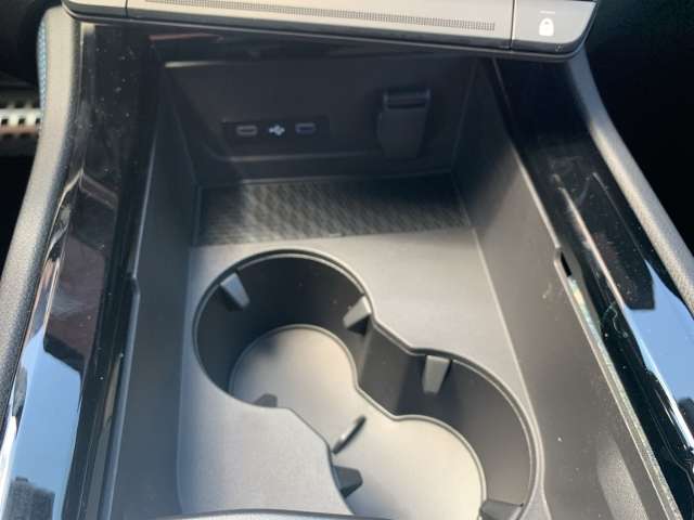 Fahrzeugbild eines Renault Austral