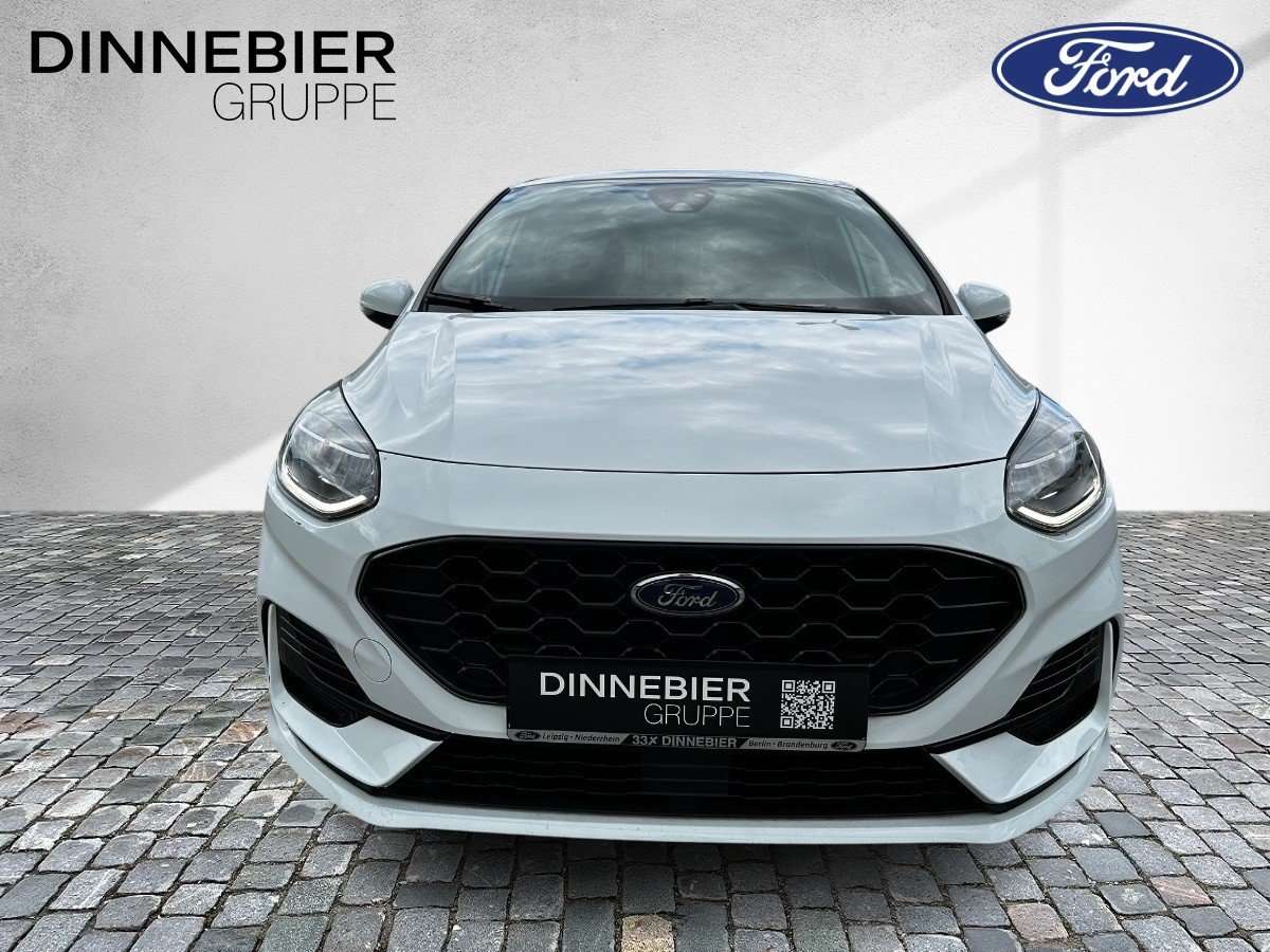Fahrzeugbild eines Ford Fiesta