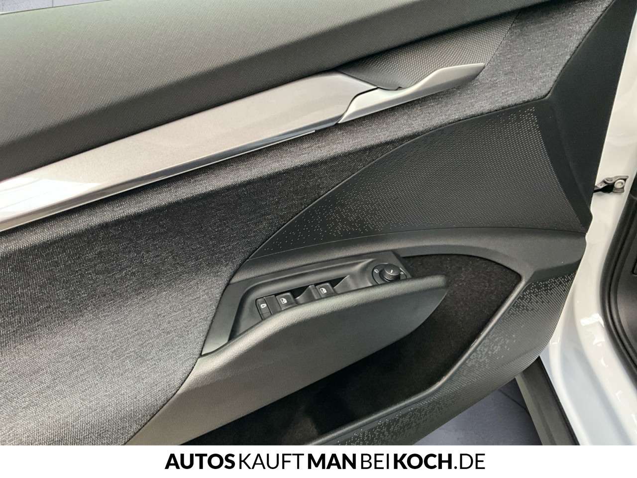 Fahrzeugbild eines Skoda ELROQ