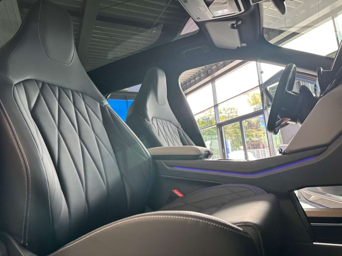 Fahrzeugbild eines Ford Explorer