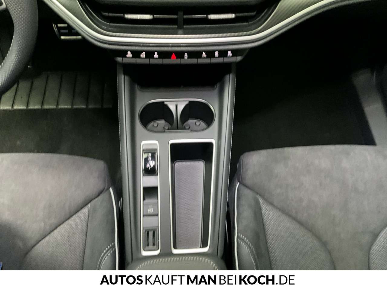 Fahrzeugbild eines Skoda ELROQ