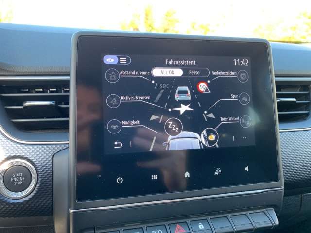 Fahrzeugbild eines Renault Arkana