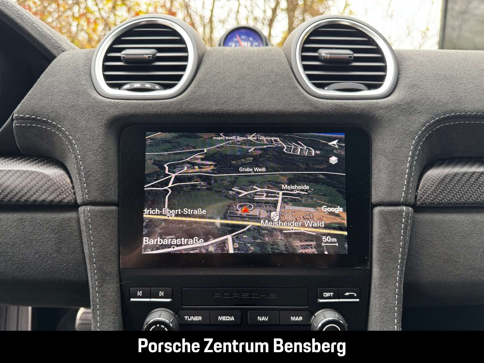 Fahrzeugbild eines Porsche Cayman