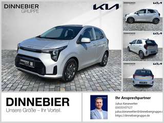 Schräge Frontansicht auf einen Kia Picanto , freigestellt