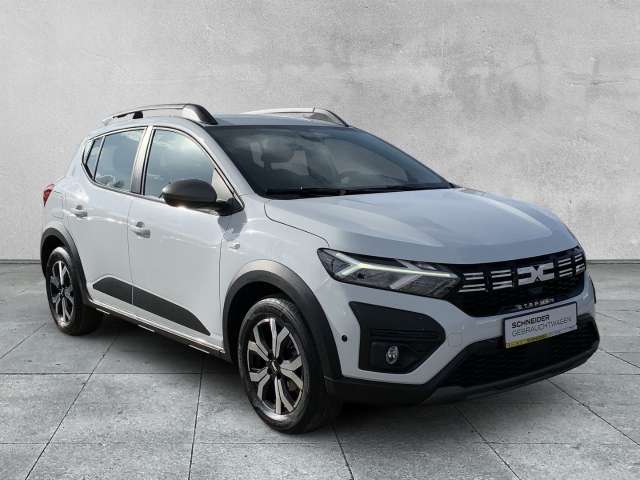 Fahrzeugbild eines Dacia Sandero