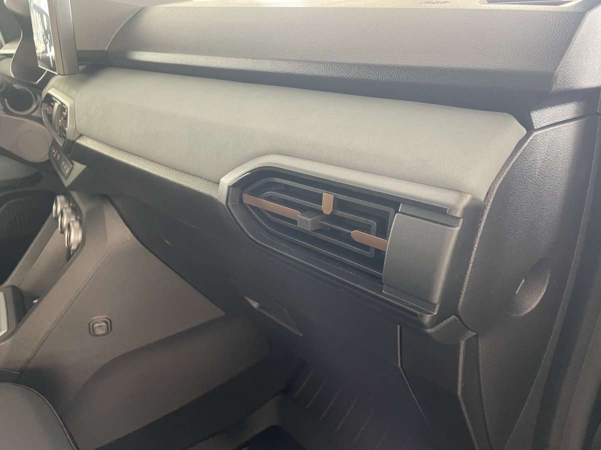 Fahrzeugbild eines Dacia Sandero