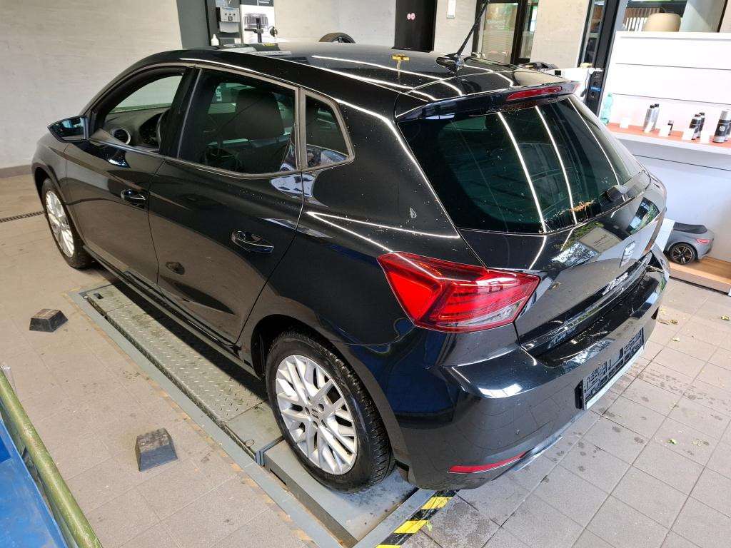 Fahrzeugbild eines SEAT Ibiza