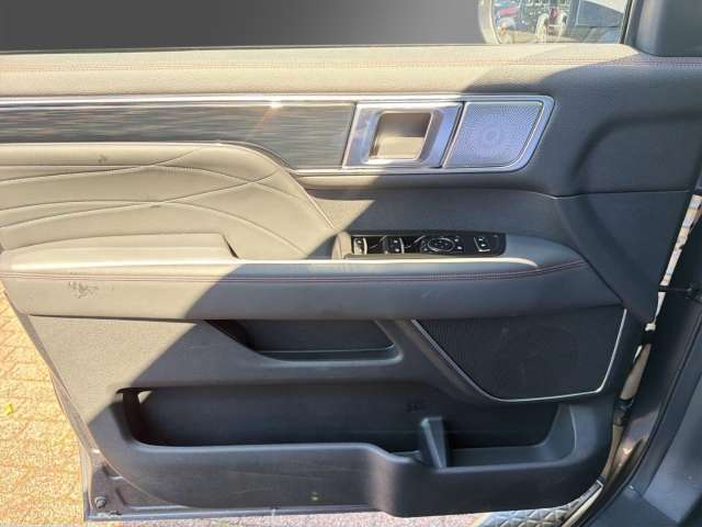Fahrzeugbild eines Foton 4